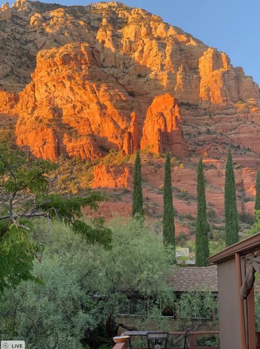Close To Fresh Creek! Sleeps 12 ~ Amazing Views W/Serene Open Space ~ Hot Tub + Game Room ~ Trails Outside Sedona Exterior photo